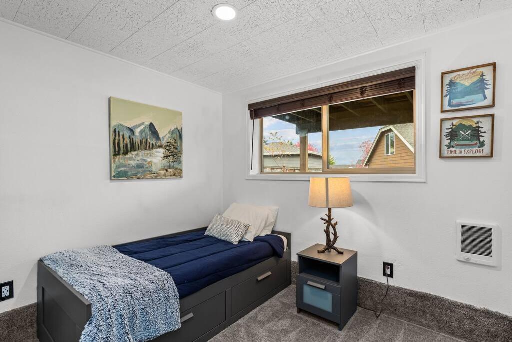 Pacific Nw Gem W/Hot-Tub 15 Minutes Airport. Apartment Auburn Exterior photo