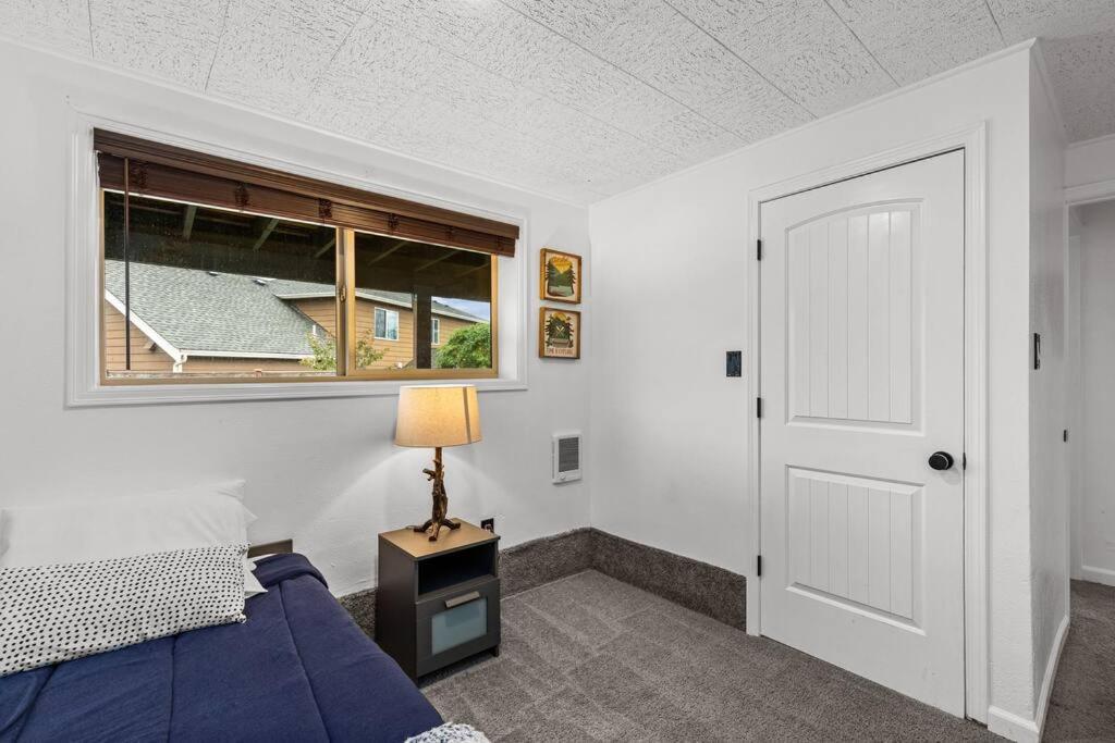 Pacific Nw Gem W/Hot-Tub 15 Minutes Airport. Apartment Auburn Exterior photo